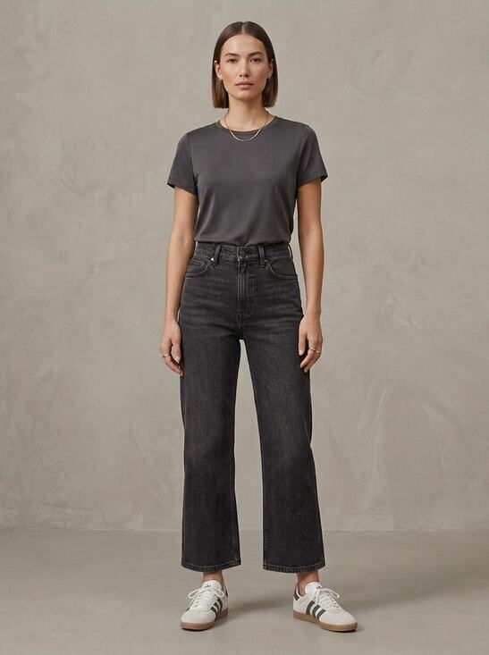 Everlane Denim - Everlane THE ORIGINAL CHEEKY JEAN Bootcut Washed Black High Rise Cropped Size 29